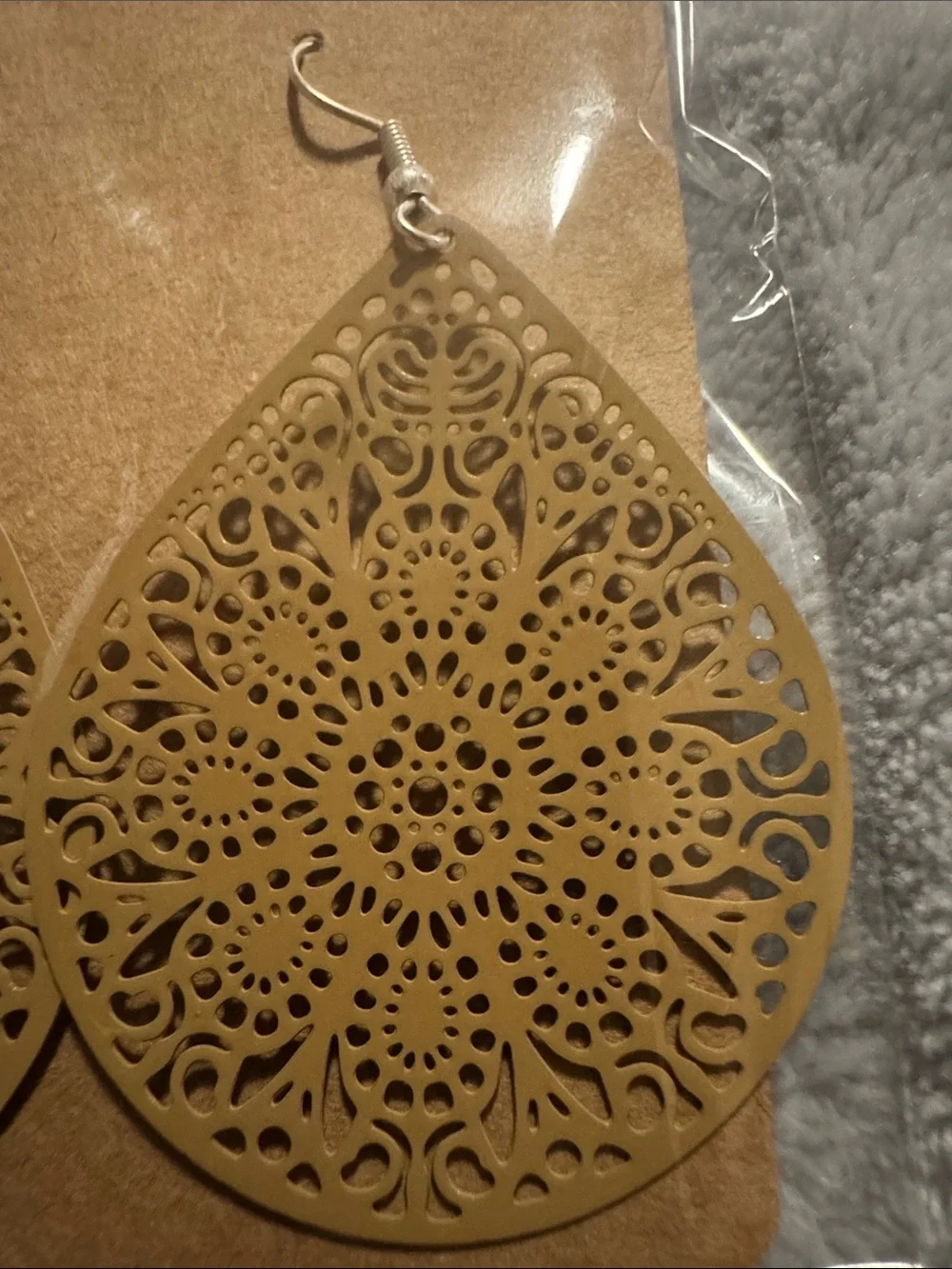Boho Teardrop Filigree Earrings - Tan